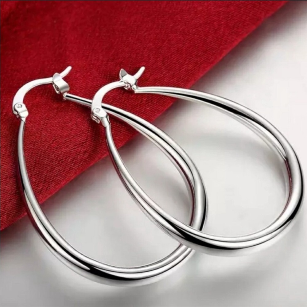 NEW LUXURY 925 Sterling Silver Oval Hoop Earrings - Picture 2 of 4